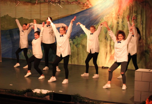 Tanzgruppe-IMG_8463